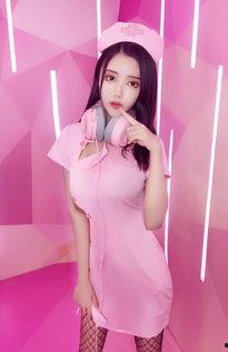 斗鱼女主播教师制服