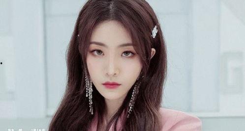 喻言的家庭背景,喻言的豪门家庭背景揭秘