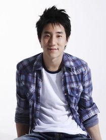 房祖名简历资料个人资料,从星二代到独立艺人，成长之路与音乐梦想